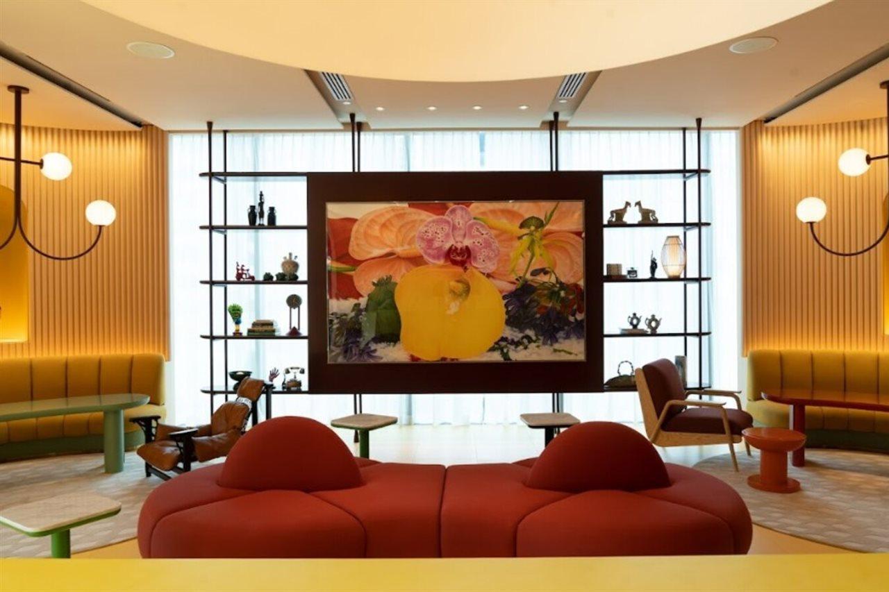 The Standard, Bangkok Mahanakhon Bagian luar foto The interior of the hotel