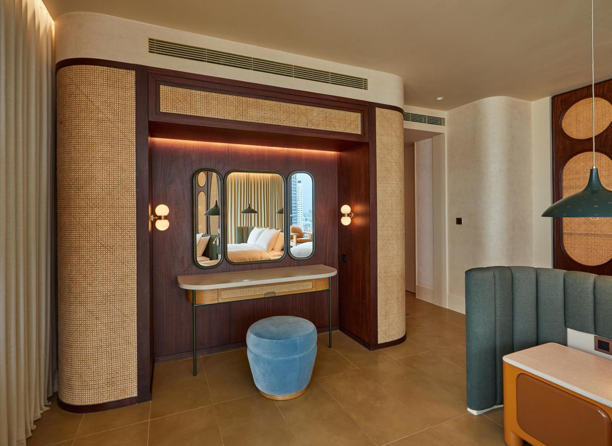 The Standard, Bangkok Mahanakhon Ruang foto A room at the hotel